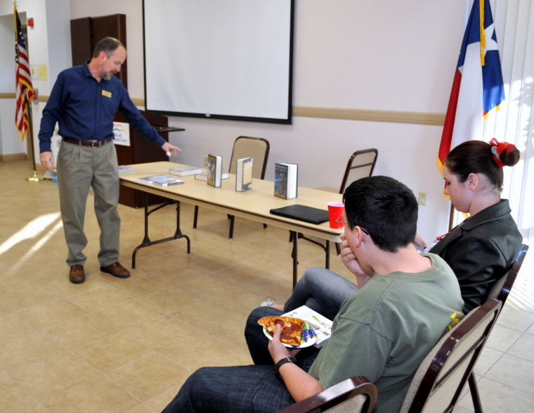 Copperas Cove Library’s Teen Manga and Pizza Party